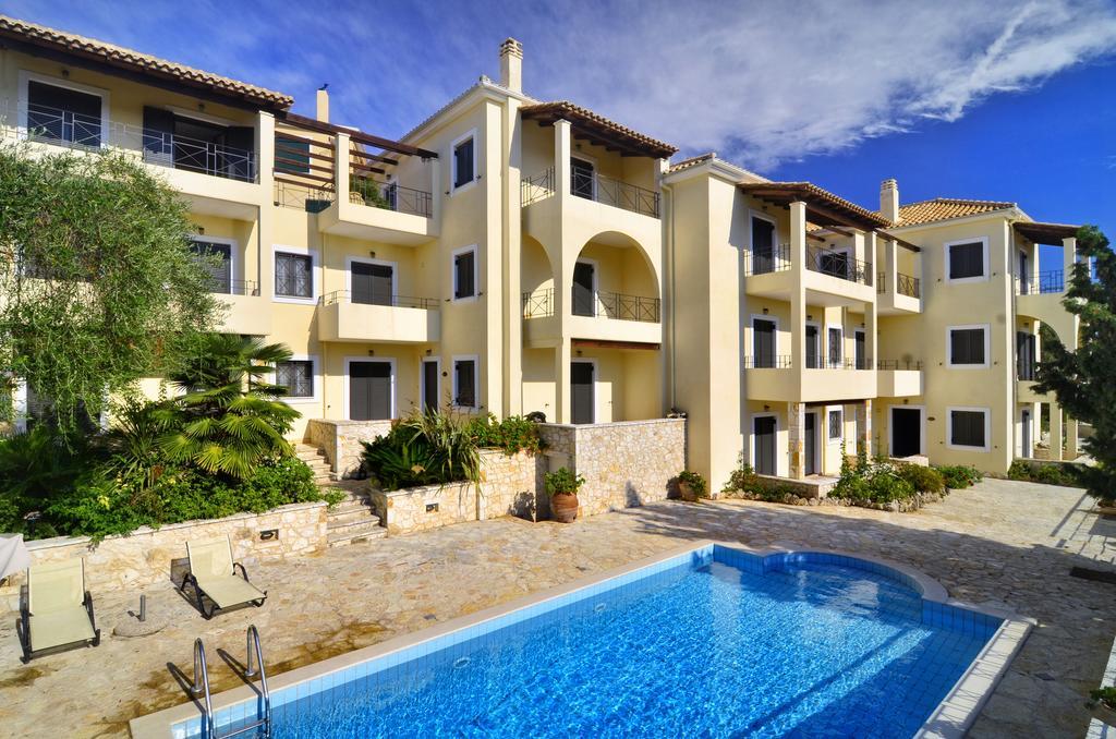Niriides Luxury Apartments Syvota Exterior photo