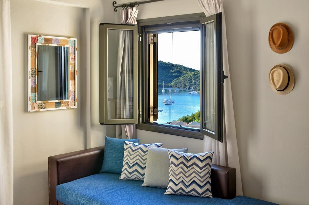 Niriides Luxury Apartments Syvota Exterior photo
